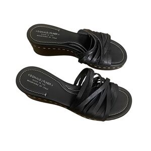 New Donald J. Pliner Black Strappy Sandals Sz:10 Made in Italy